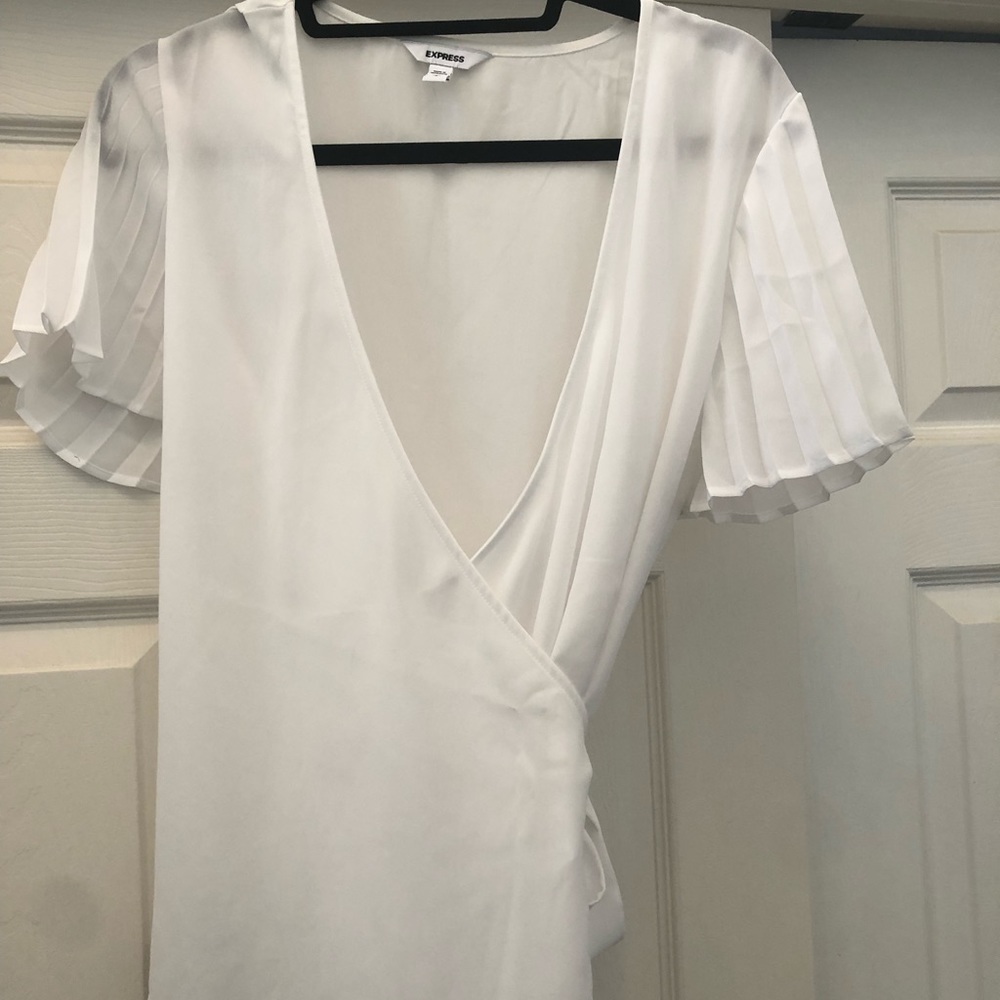 Express pleated sleeve wrap front top -size Large
